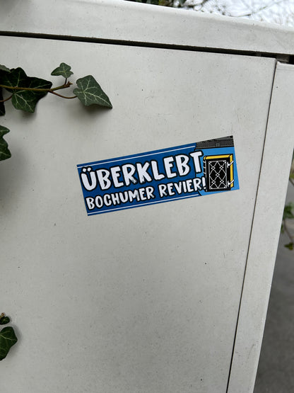 Aufkleber „Überklebt“
