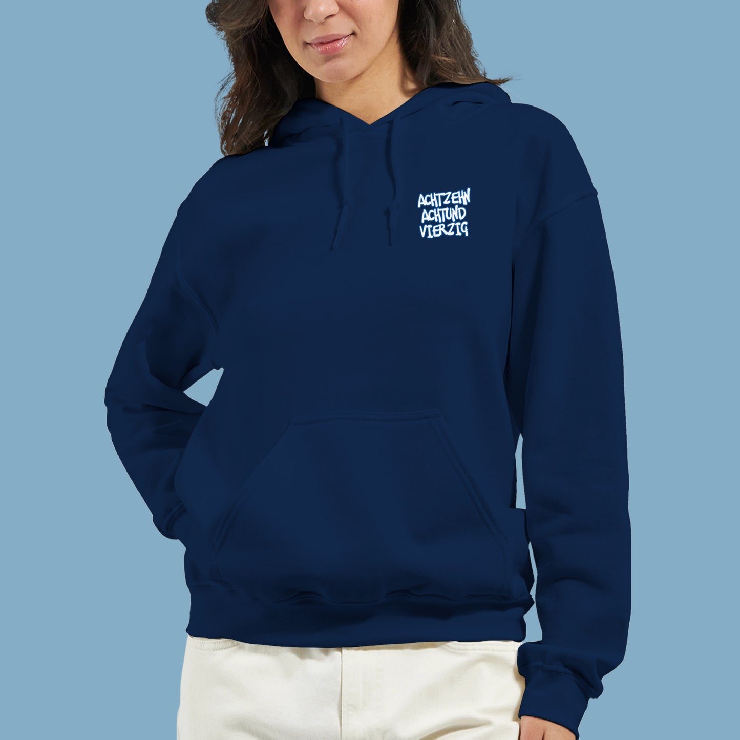 Klassischer Hoodie "Achtzehn-Achtundvierzig"